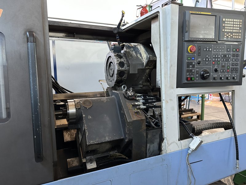 DOOSAN PUMA TT2500SY  2010