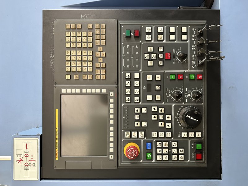 DOOSAN PUMA TT2500SY  2010