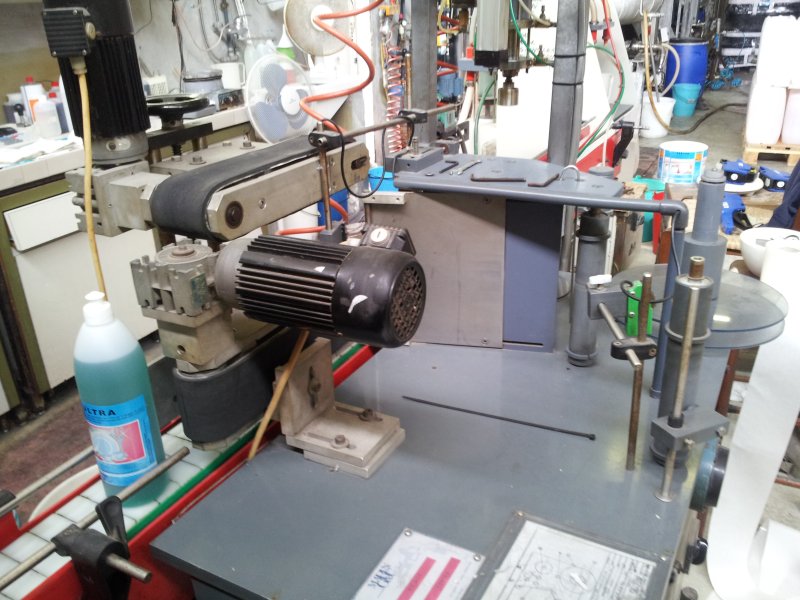 MARIN G&C ETICHETTATRICE AUTOMATICA PER FLACONI E BOTTIGLIE  1993