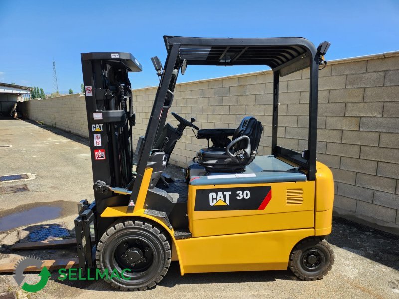CAT 30 EP30K-PAC  2008
