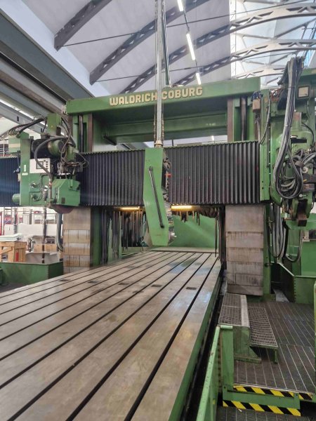 WALDRICH COBURG 30 FS 5040-10 CNC  1969