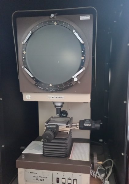MITUTOYO PJ300 